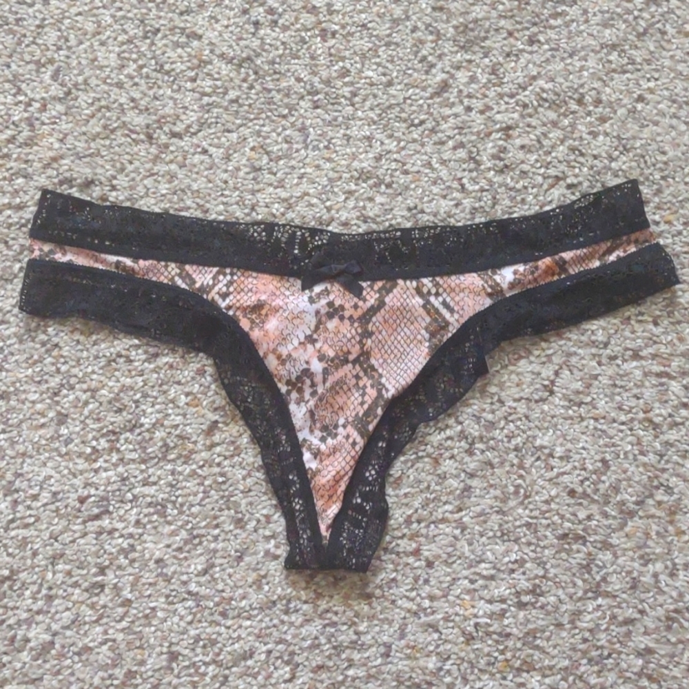 Thong Panty Victoria's Secret
